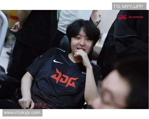 电竞实时数据揭秘JDG战队灵活战术与CSGO竞技魅力实时数据